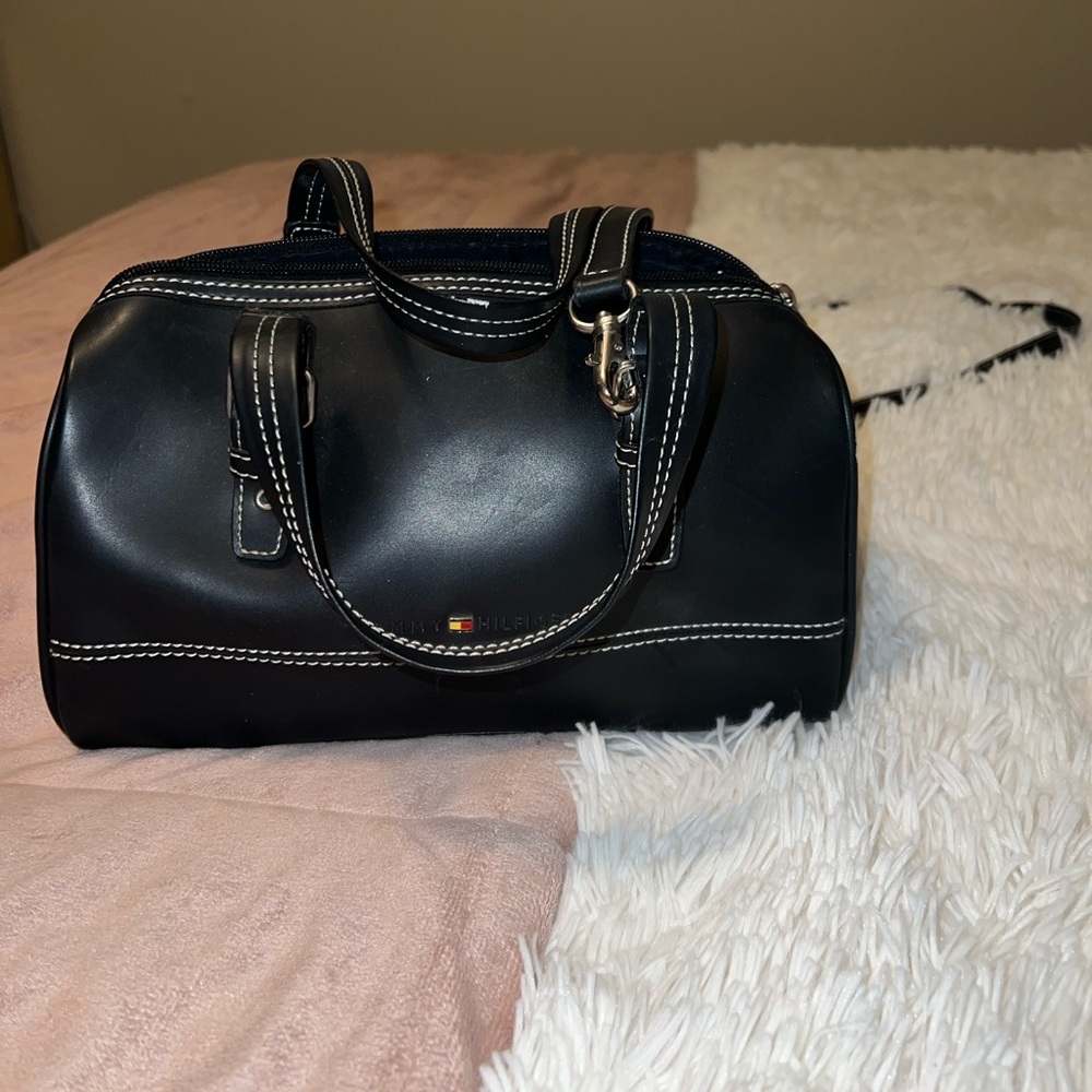 Vintage Tommy Hilfiger purse